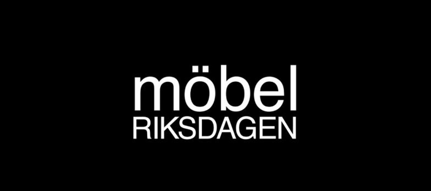 Svart bakgrund med texten Möbelriksdagen